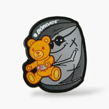 parche bordado bear samba para mochilas de cross training.