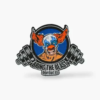 parche bordado Bring the Beast para mochilas de cross training.