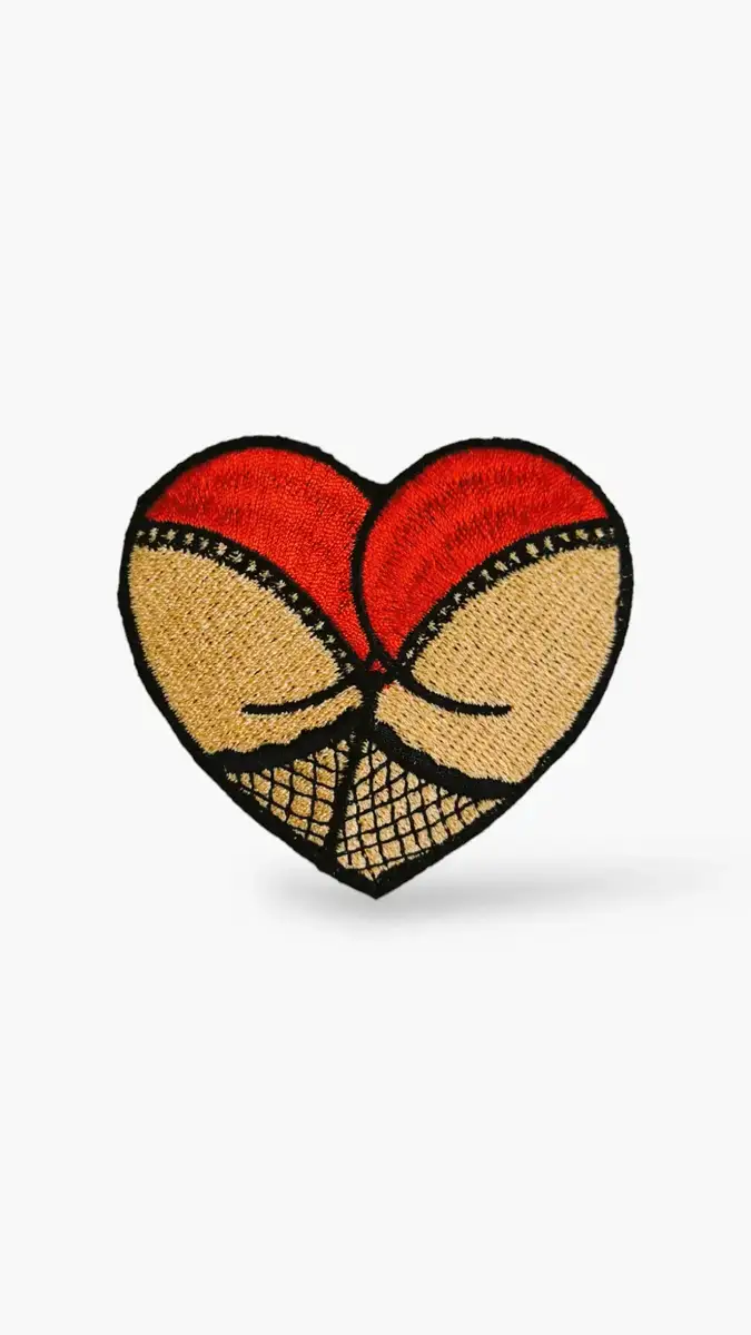 parche-culo-corazón-bordado-tienda-crossfit-san-valentín parches culo corazón con velcro para mochilas de cross training.
