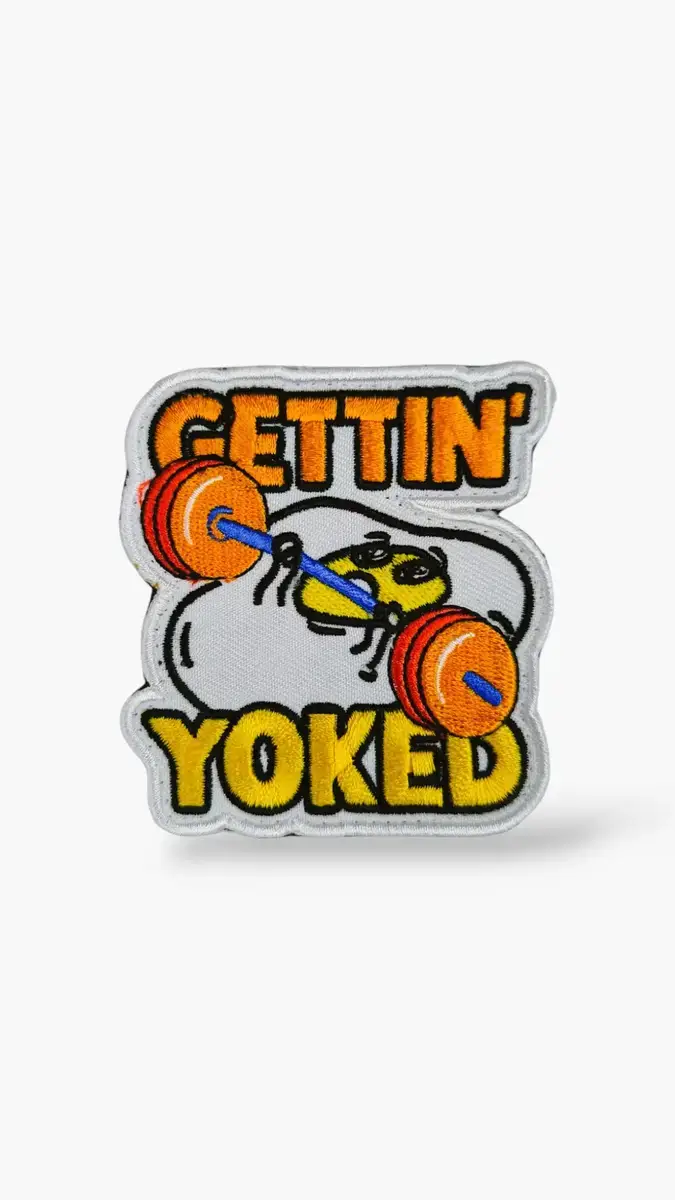 parche-gettin-yoked-bordado-tienda-crossfit parche gettin yoked para mochilas de cross training.