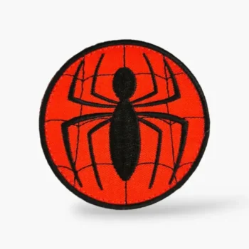 parches de escudo spiderman para mochilas de cross training.